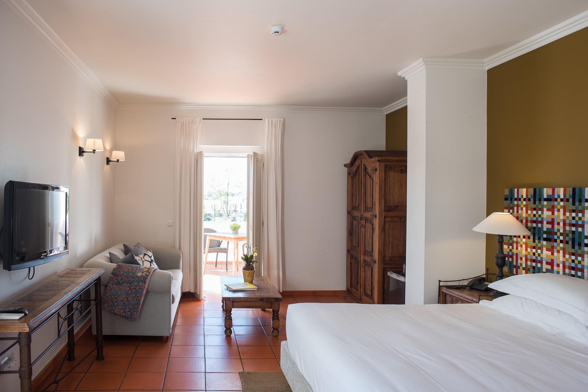 Adc - Albergaria Do Calvario - By Unlock Hotels エヴォラ エクステリア 写真