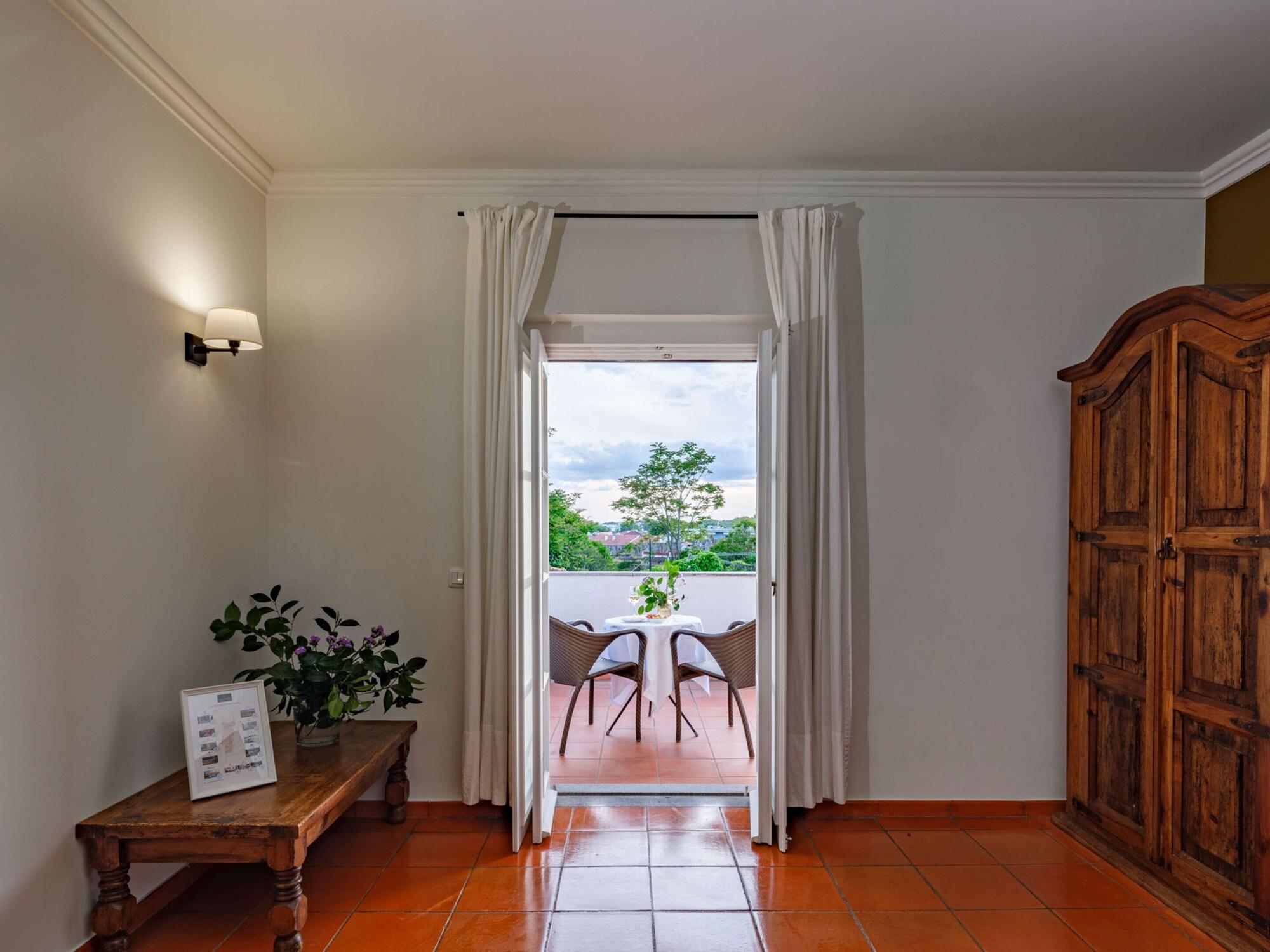 Adc - Albergaria Do Calvario - By Unlock Hotels エヴォラ エクステリア 写真