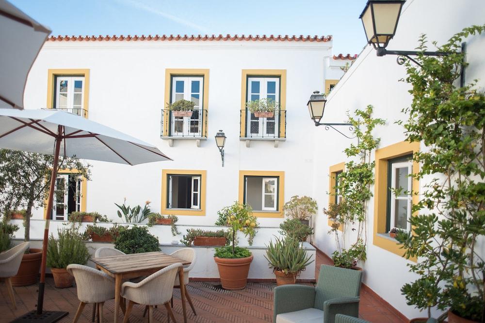 Adc - Albergaria Do Calvario - By Unlock Hotels エヴォラ エクステリア 写真