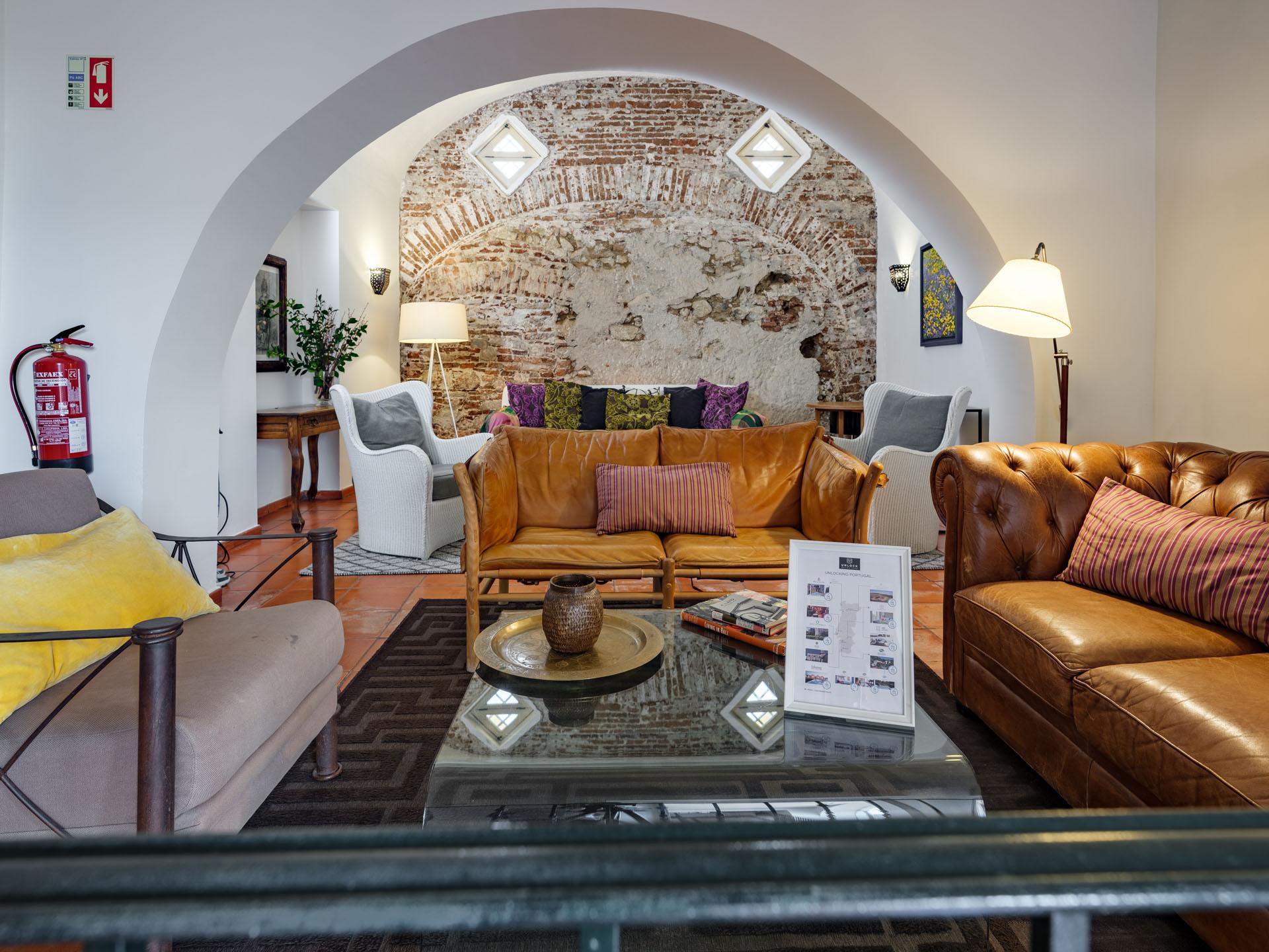 Adc - Albergaria Do Calvario - By Unlock Hotels エヴォラ エクステリア 写真